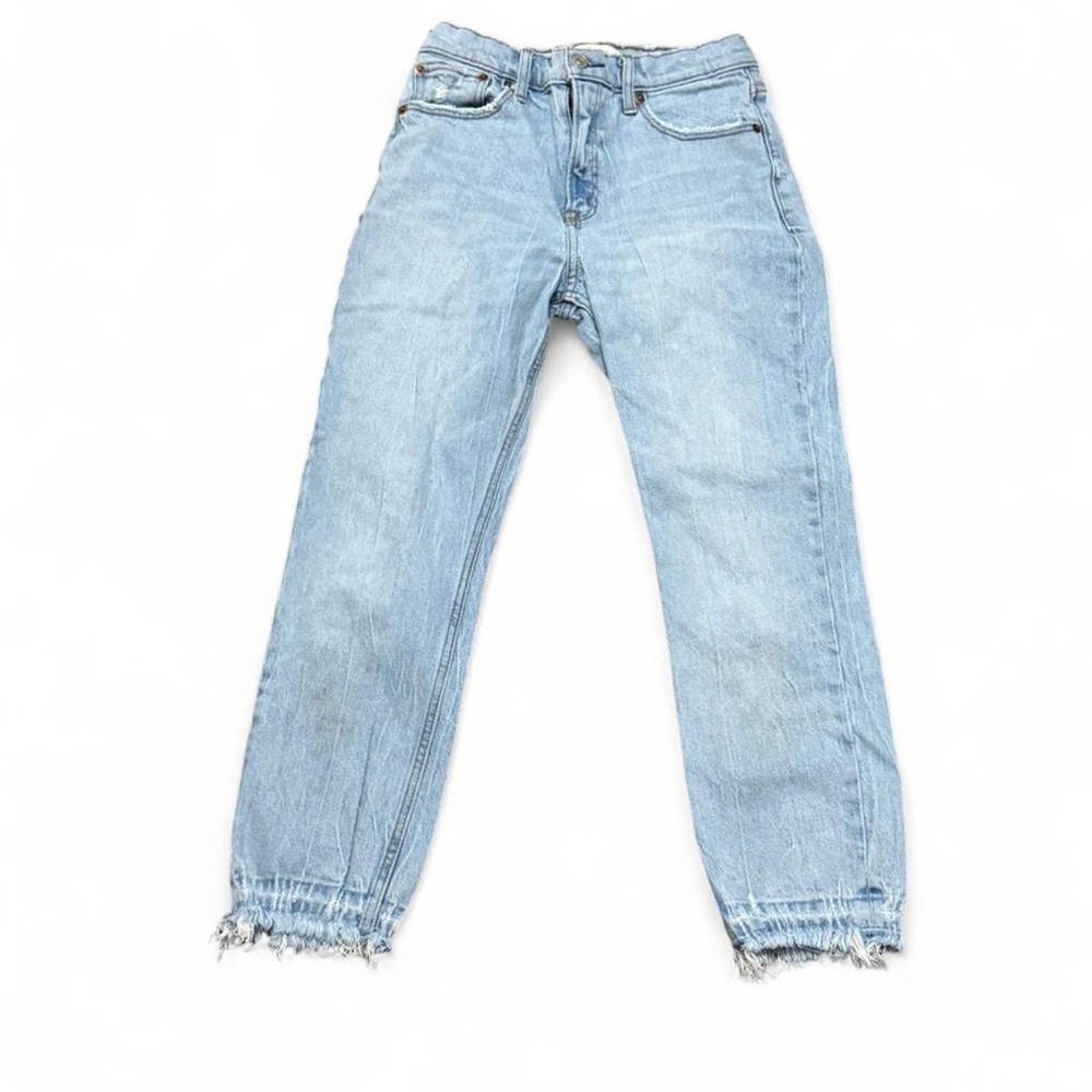 Abercrombie & Fitch Distressed High Rise Mom Denim Jeans Size 26/2 - Picture 2 of 3